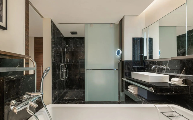Le Meridien Bangkok