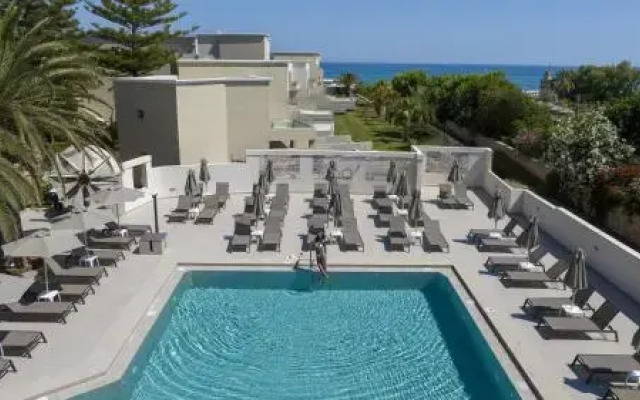 Vantaris Luxury Beach Resort