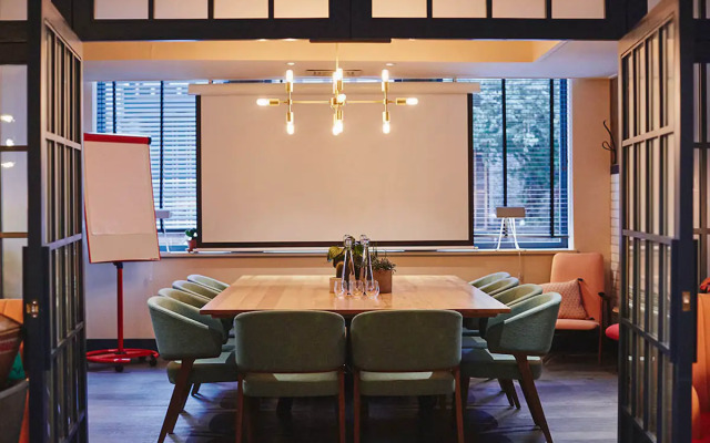 The Corner London City