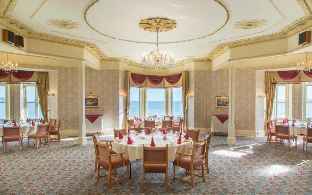 Redcliffe Hotel