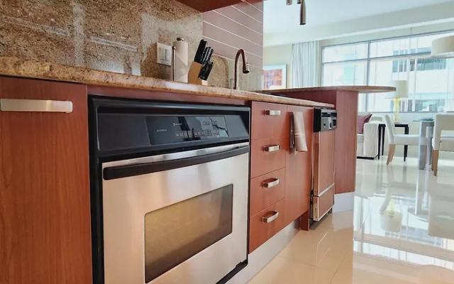 CONRAD 2 Bed APT Brickell-Free Parking