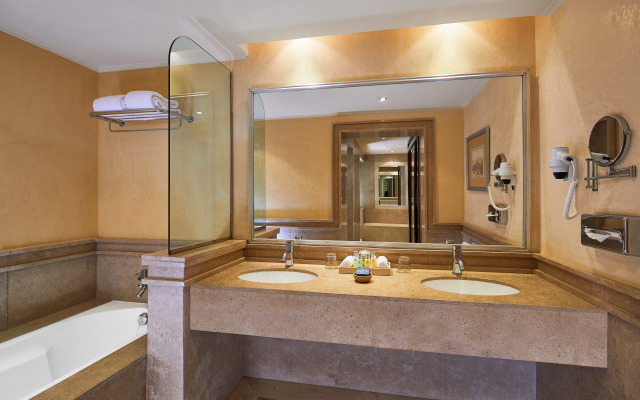 JAZ Makadi Star & Spa