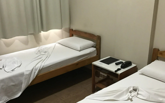 Quality Leste Hotel