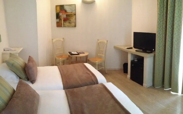 Val Baussenc, The Originals Relais