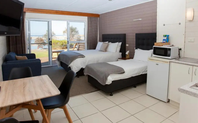 Pelican Sands Scamander