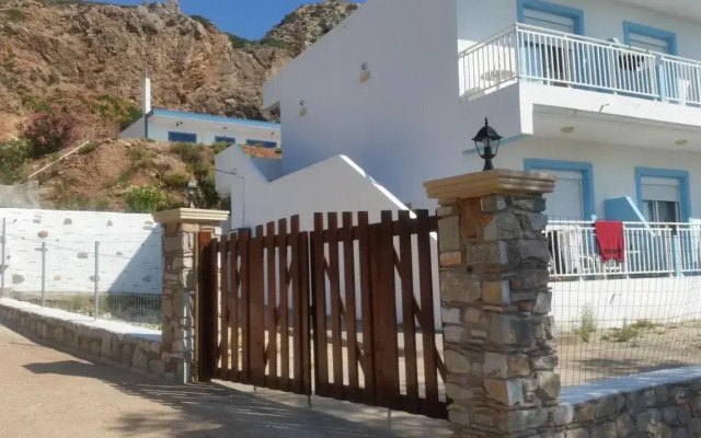 Stelios Studios