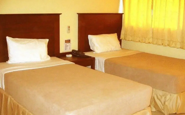 Drop In Club Resort & Hotel