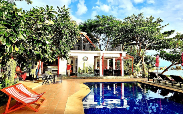 Cinnamon Beach Villas