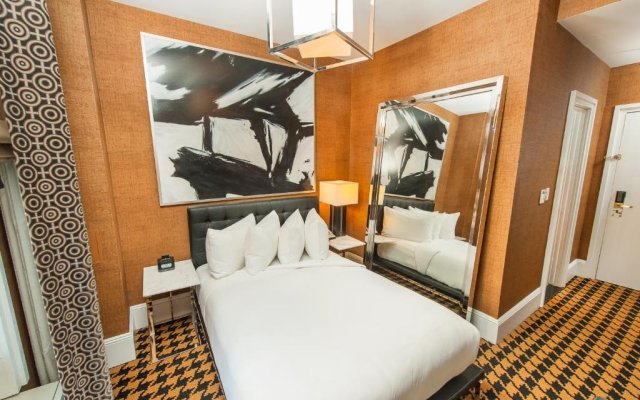 Ameritania at Times Square Hotel 