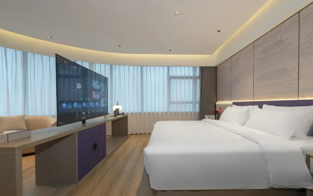 Maison New Century Hotel