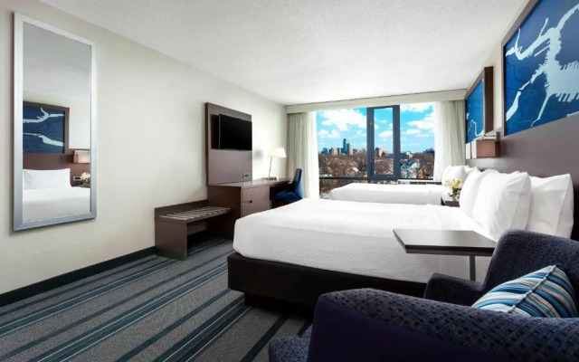 Courtyard by Marriott Boston-Cambridge