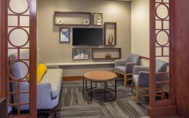 Hyatt Place Austin/Arboretum