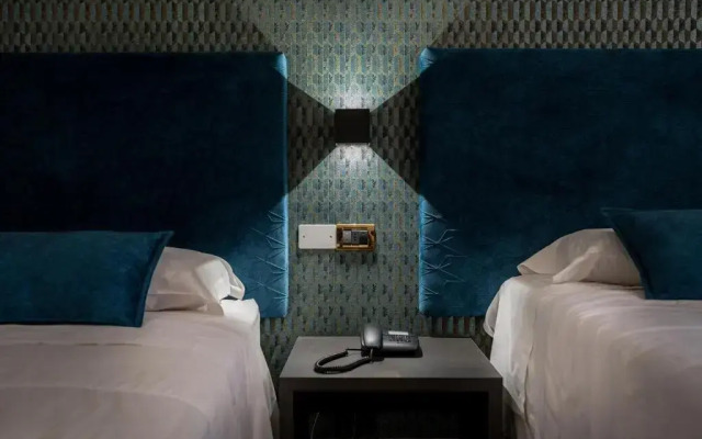 Astor Hotel