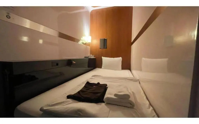 Business Class female Cabin 사진 2