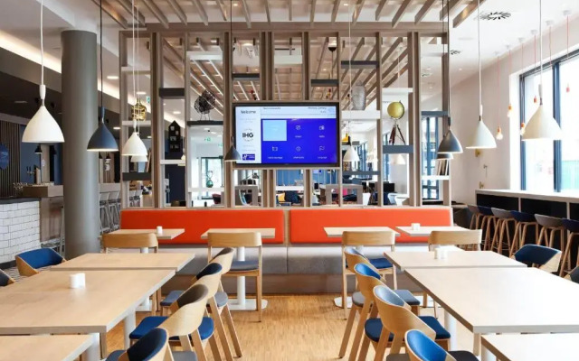 Holiday Inn Express Düsseldorf Airport by IHG