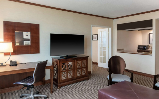 Hilton Alexandria Mark Center