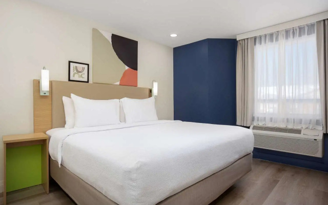 Spark by Hilton Brockville