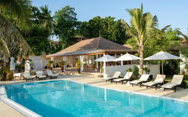 Lanta Palace Beach Resort and Spa