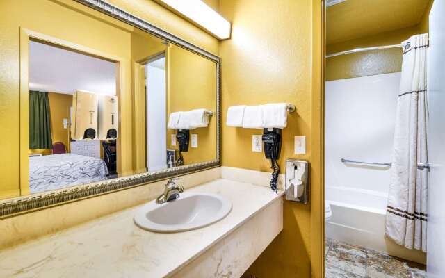 Americas Best Value Inn Bonham