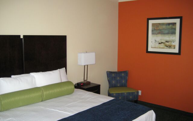 Cityview Inn & Suites Downtown RiverCenter Area