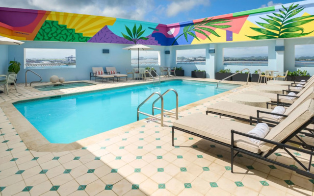 Hotel Rumbao, a Tribute Portfolio Hotel