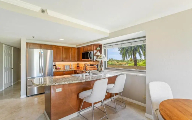 Luana Waikiki Hotel & Suites