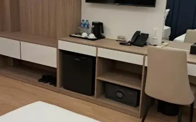 Ruby Hotel