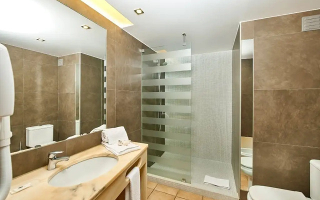 Oceanus Aparthotel