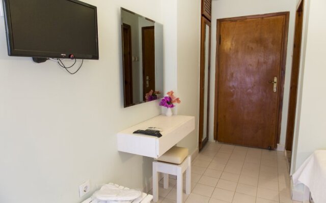 Cengiz Celik Hotel