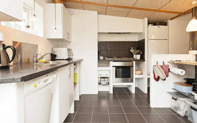 6 Person Holiday Home in Dronningmolle-by Traum