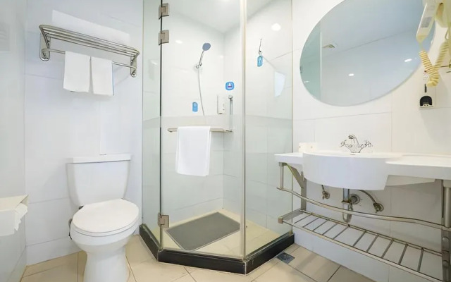 Hanting Express Shanghai Hongqiao Huqingping Road