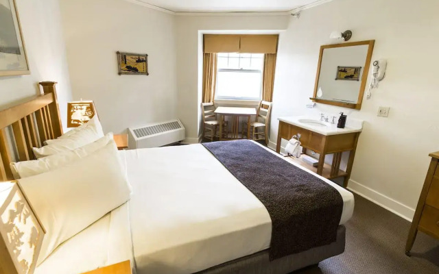 Old Faithful Inn — Inside the Park Hotel