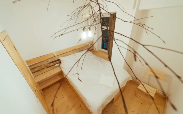 Roots and Moods Hotel
