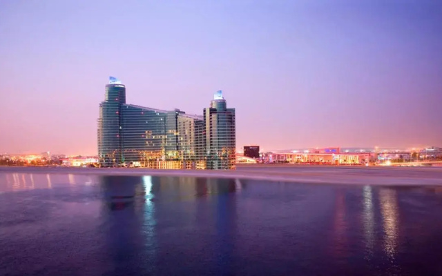 InterContinental Residence Suites Dubai Festival City, an IHG Hotel