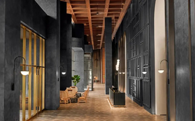 L7 WEST LAKE HANOI By LOTTE HOTELS