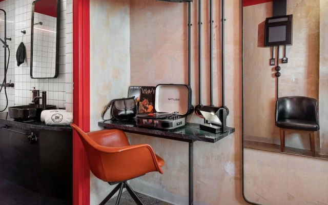 Dave Red Athens Hotel