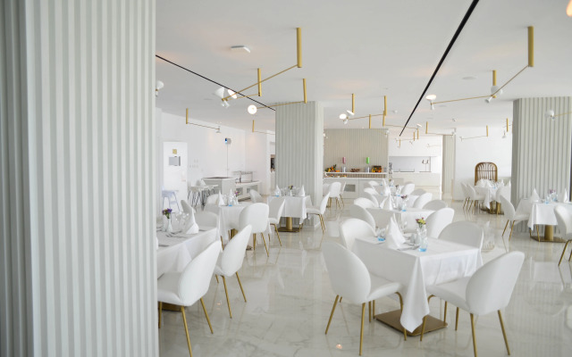 Ivi Mare - Designed for adults by Louis Hotels