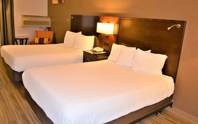 The Ashley Inn & Suites