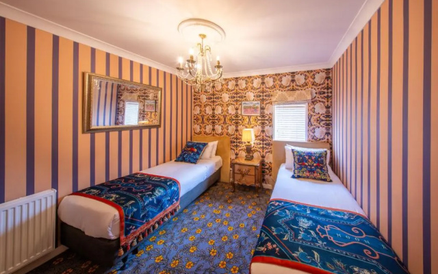 Prince's Gate Hotel – Guest Rooms – Rotorua
