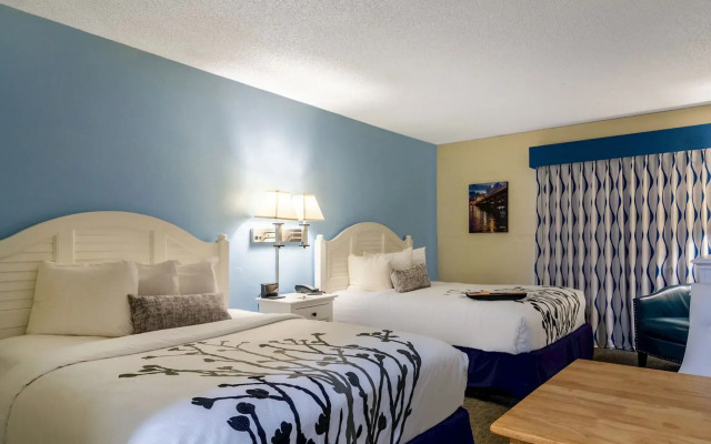 Ocean Sands Beach Boutique Inn - 1 Acre Private Beach