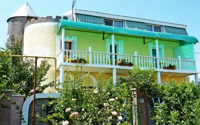 Viktoriya Guest House