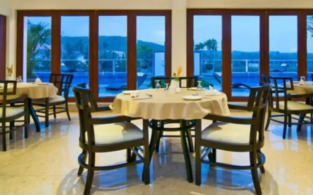 White Pearl Suites