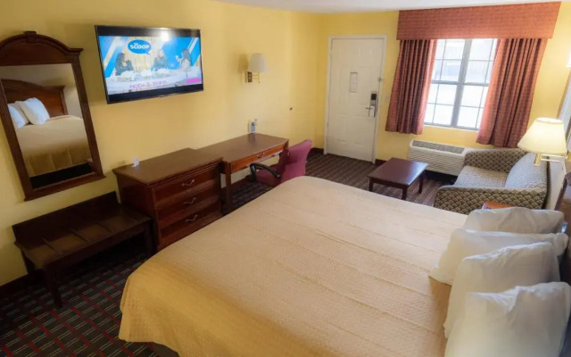 Super Inn & Suites by OYO Milledgeville