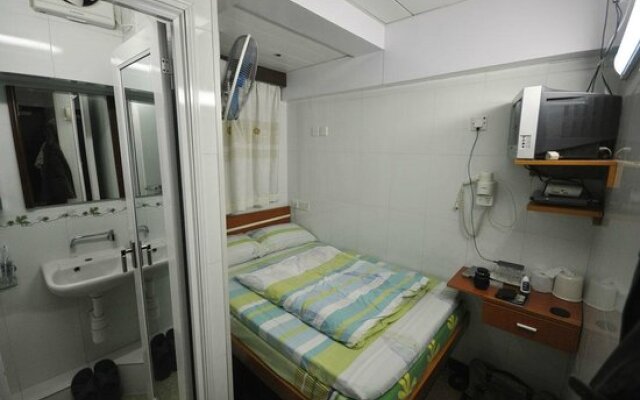Super 7 Hostel