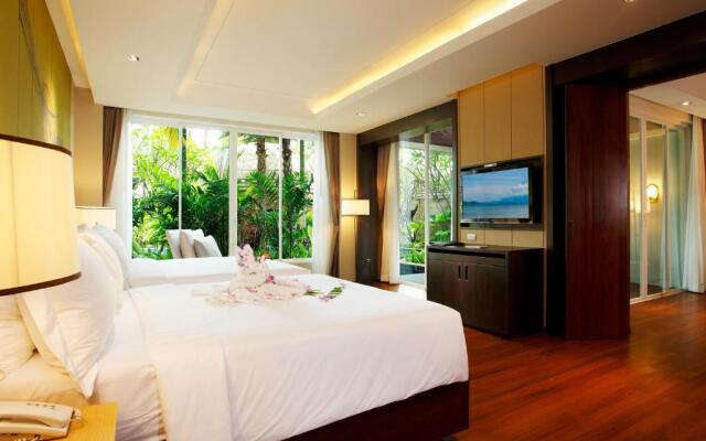 Отель Graceland Khaolak Beach Resort