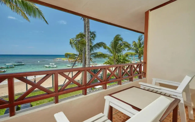 Coral Sands Hotel