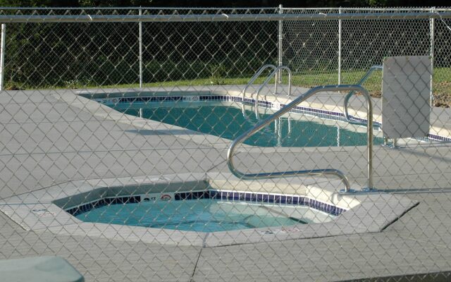 Settle Inn & Suites Linn