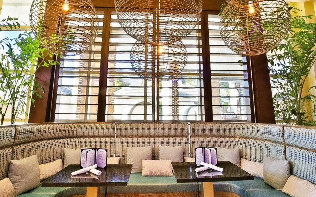 Naples Grande Beach Resort