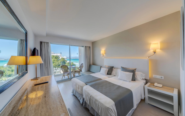 Playa Esperanza Resort