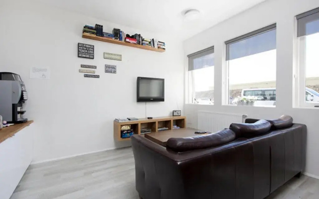 Kef Guesthouse by Keflavík airport